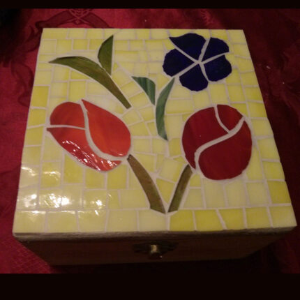 005 Mosaic Tea Box “Red”